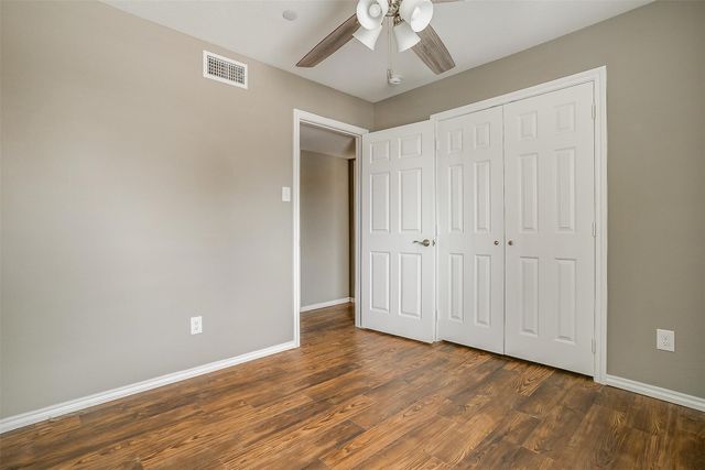 5806 Marvin Loving Drive 212, Garland, TX 75043