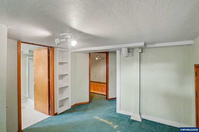 874 W Ida St, Stayton, OR 97383