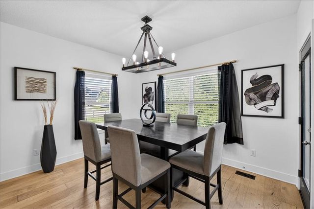1016 Bridgeshire Drive, Raymore, MO 64083