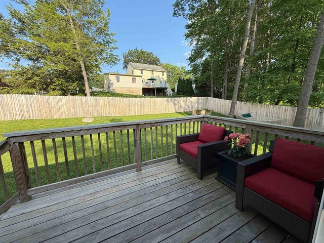 383 Pickering Street, Manchester, NH 03104