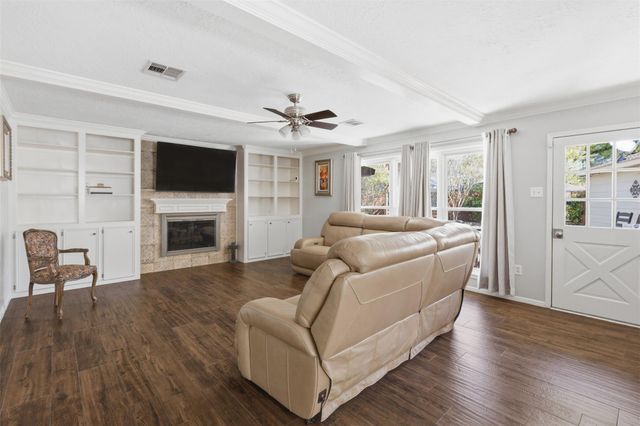 17010 Hillswind Circle, Spring, TX 77379