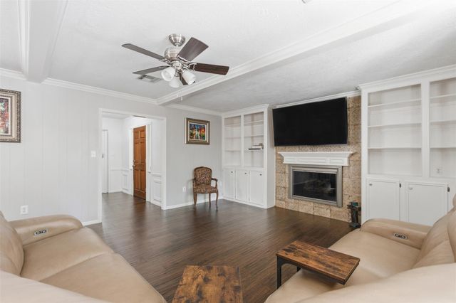 17010 Hillswind Circle, Spring, TX 77379