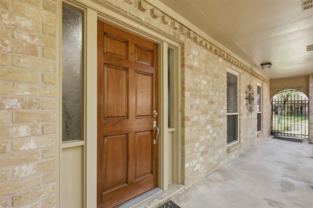 17010 Hillswind Circle, Spring, TX 77379