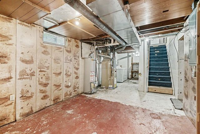 2228 Byrd Drive, Portage, MI 49002