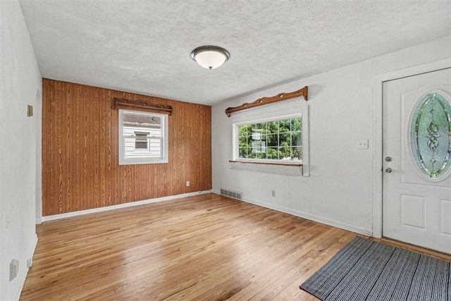 2228 Byrd Drive, Portage, MI 49002
