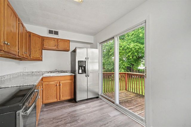 2228 Byrd Drive, Portage, MI 49002