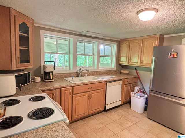 235 DOOLEY ROAD, Gardendale, AL 35071
