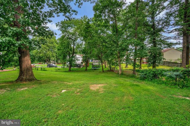 700 PERRY DR, Fredericksburg, VA 22405