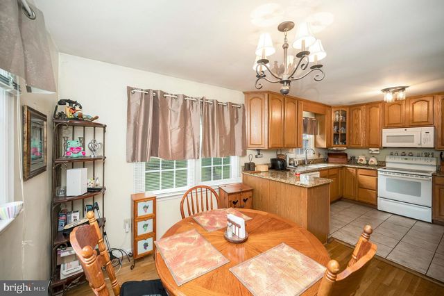 700 PERRY DR, Fredericksburg, VA 22405