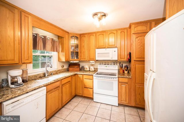 700 PERRY DR, Fredericksburg, VA 22405