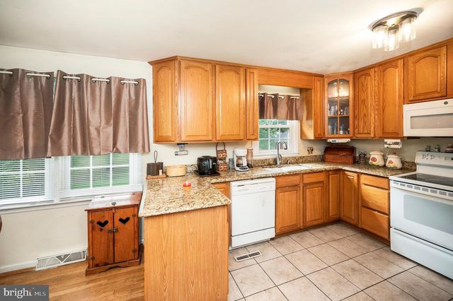 700 PERRY DR, Fredericksburg, VA 22405