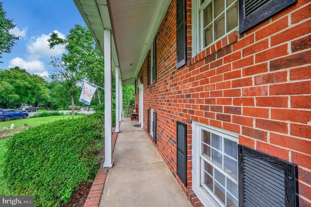 700 PERRY DR, Fredericksburg, VA 22405
