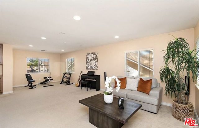 5634 Cambria Drive, Eastvale, CA 91752