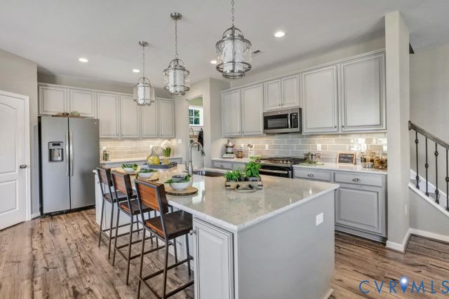 1048 Arbor Heights Ter, Midlothian, VA 23114