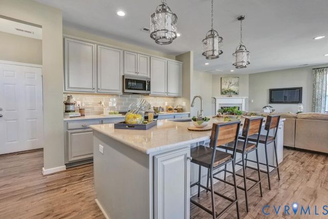 1048 Arbor Heights Ter, Midlothian, VA 23114