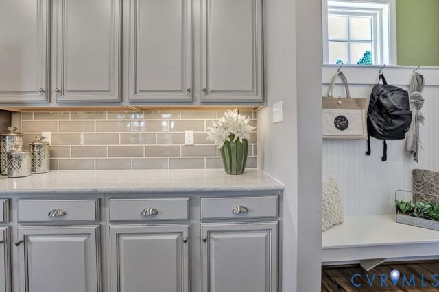 1048 Arbor Heights Ter, Midlothian, VA 23114