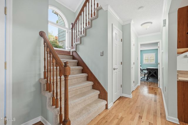 212 Old Castle Road, Kingsport, TN 37660