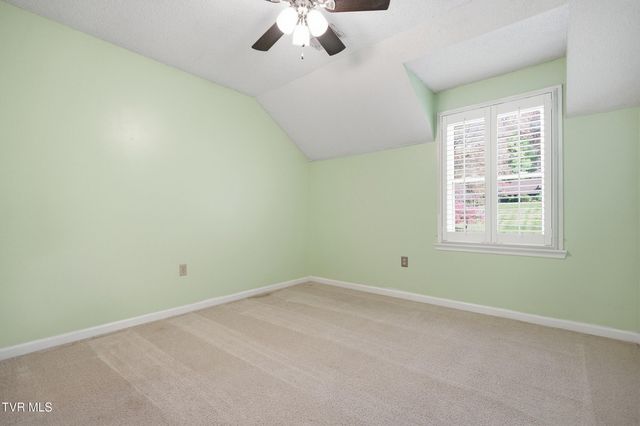 212 Old Castle Road, Kingsport, TN 37660