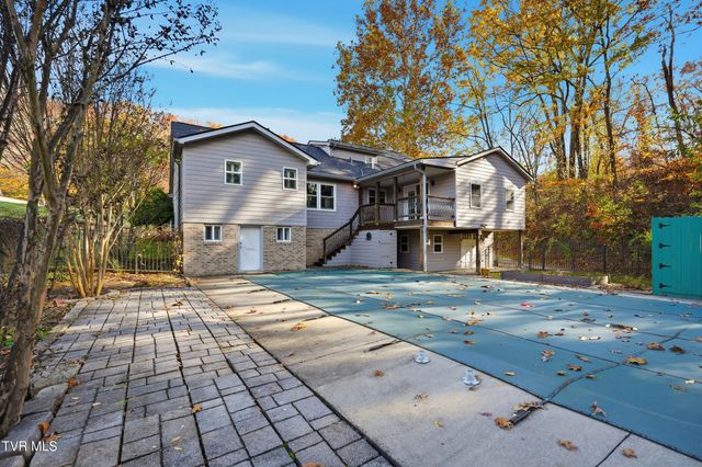 212 Old Castle Road, Kingsport, TN 37660