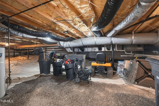 212 Old Castle Road, Kingsport, TN 37660