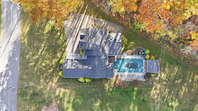 212 Old Castle Road, Kingsport, TN 37660