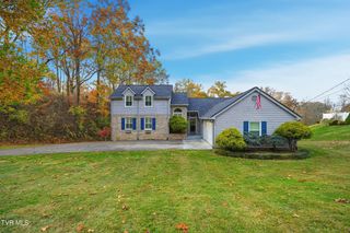 212 Old Castle Road, Kingsport, TN 37660