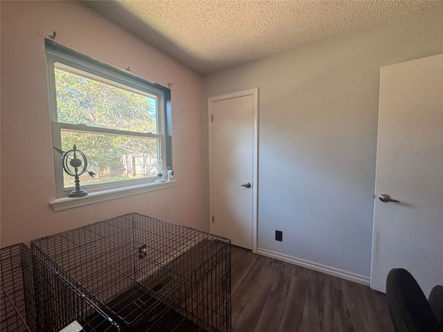 507 W E Street, Jenks, OK 74037
