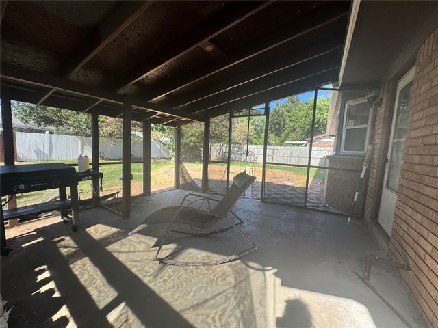 507 W E Street, Jenks, OK 74037