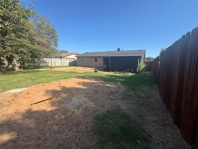 507 W E Street, Jenks, OK 74037