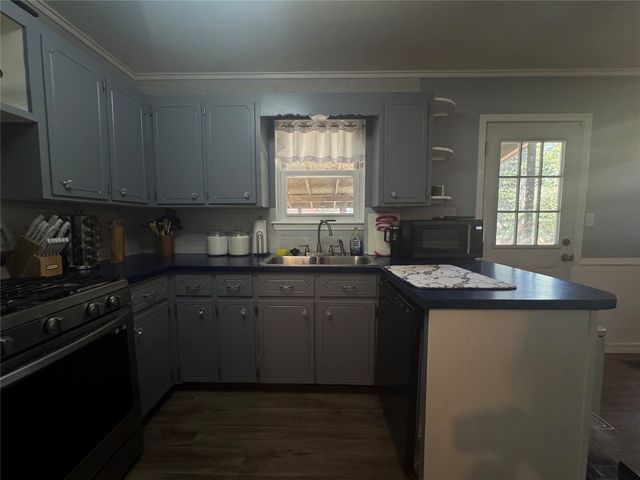507 W E Street, Jenks, OK 74037