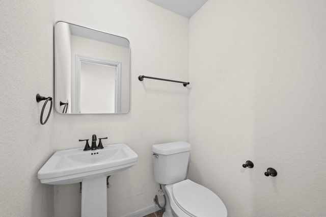 2821 Holman Street, Houston, TX 77004
