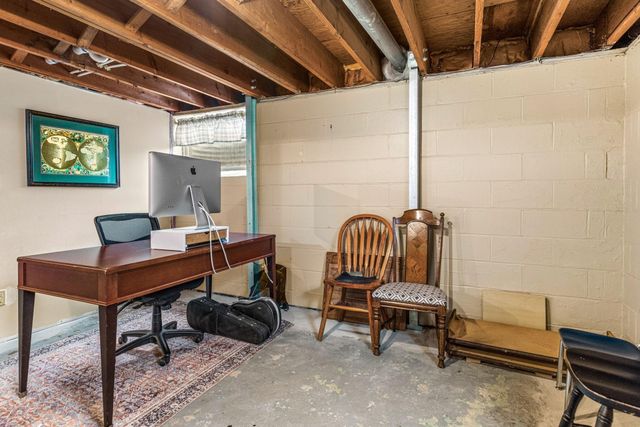 1812 Sunny Slope Lane, Saint Paul, MN 55116