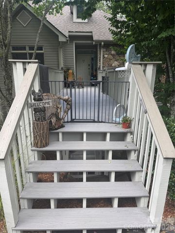 10 Stoney Falls Loop 304, Burnsville, NC 28714