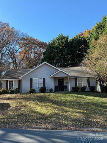 629 Drury Drive, Charlotte, NC 28206