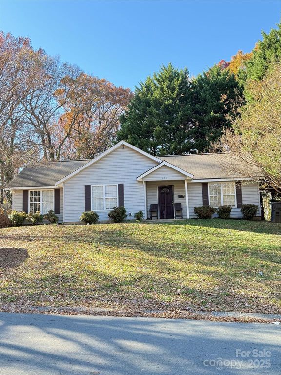 629 Drury Drive, Charlotte, NC 28206