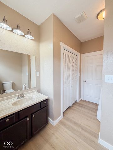219 E 17th Street, Indianapolis, IN 46202