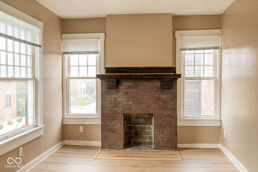 219 E 17th Street, Indianapolis, IN 46202