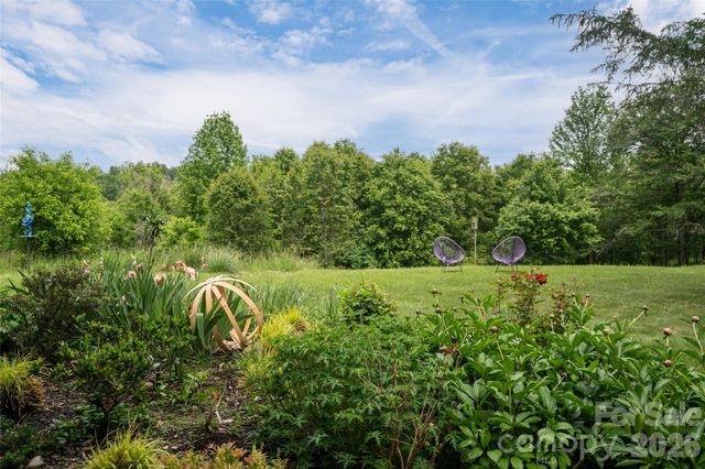 56 Donna Lane, Alexander, NC 28701