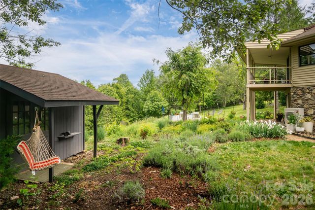 56 Donna Lane, Alexander, NC 28701