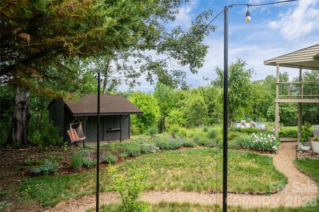 56 Donna Lane, Alexander, NC 28701