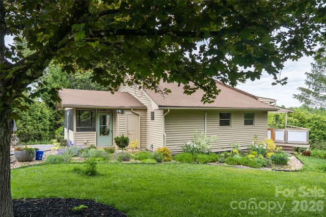 56 Donna Lane, Alexander, NC 28701