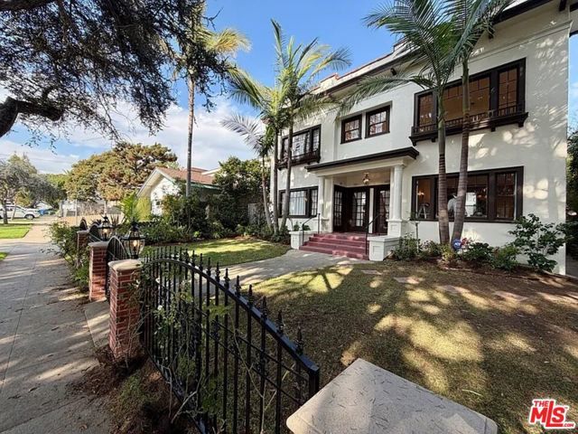 1123 15th Street, Santa Monica, CA 90403