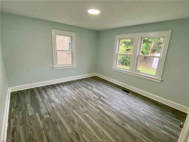 133 W Ocean AVE, Norfolk, VA 23503