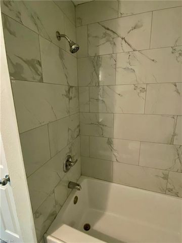 133 W Ocean AVE, Norfolk, VA 23503