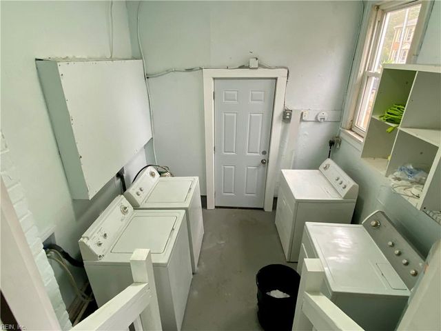 133 W Ocean AVE, Norfolk, VA 23503