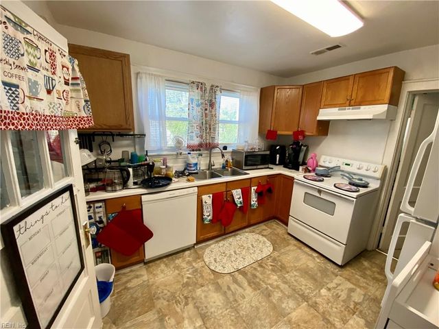 133 W Ocean AVE, Norfolk, VA 23503