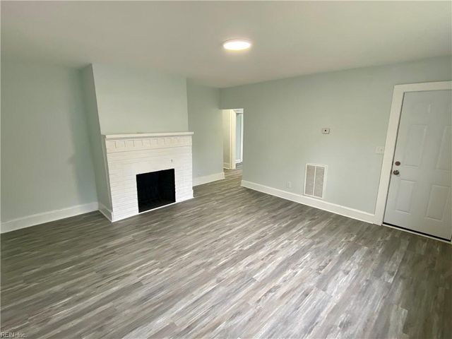 133 W Ocean AVE, Norfolk, VA 23503