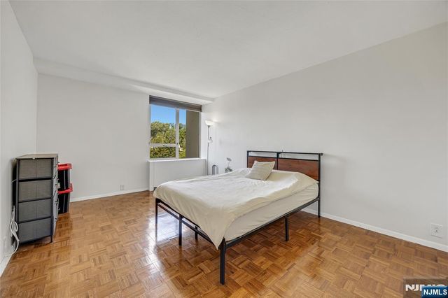 4 Horizon Road 631, Fort Lee, NJ 07024