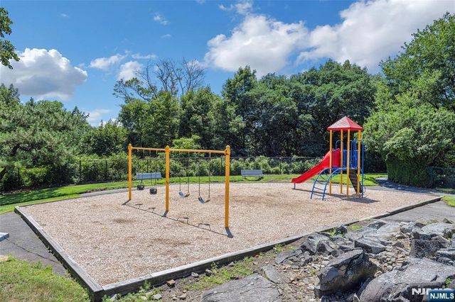 4 Horizon Road 631, Fort Lee, NJ 07024
