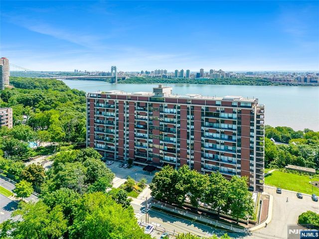 4 Horizon Road 631, Fort Lee, NJ 07024